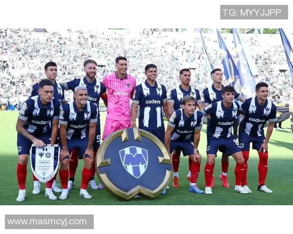 蒙特雷与萨卡特的激烈对决揭示了足球战术的魅力与团队合作的重要性